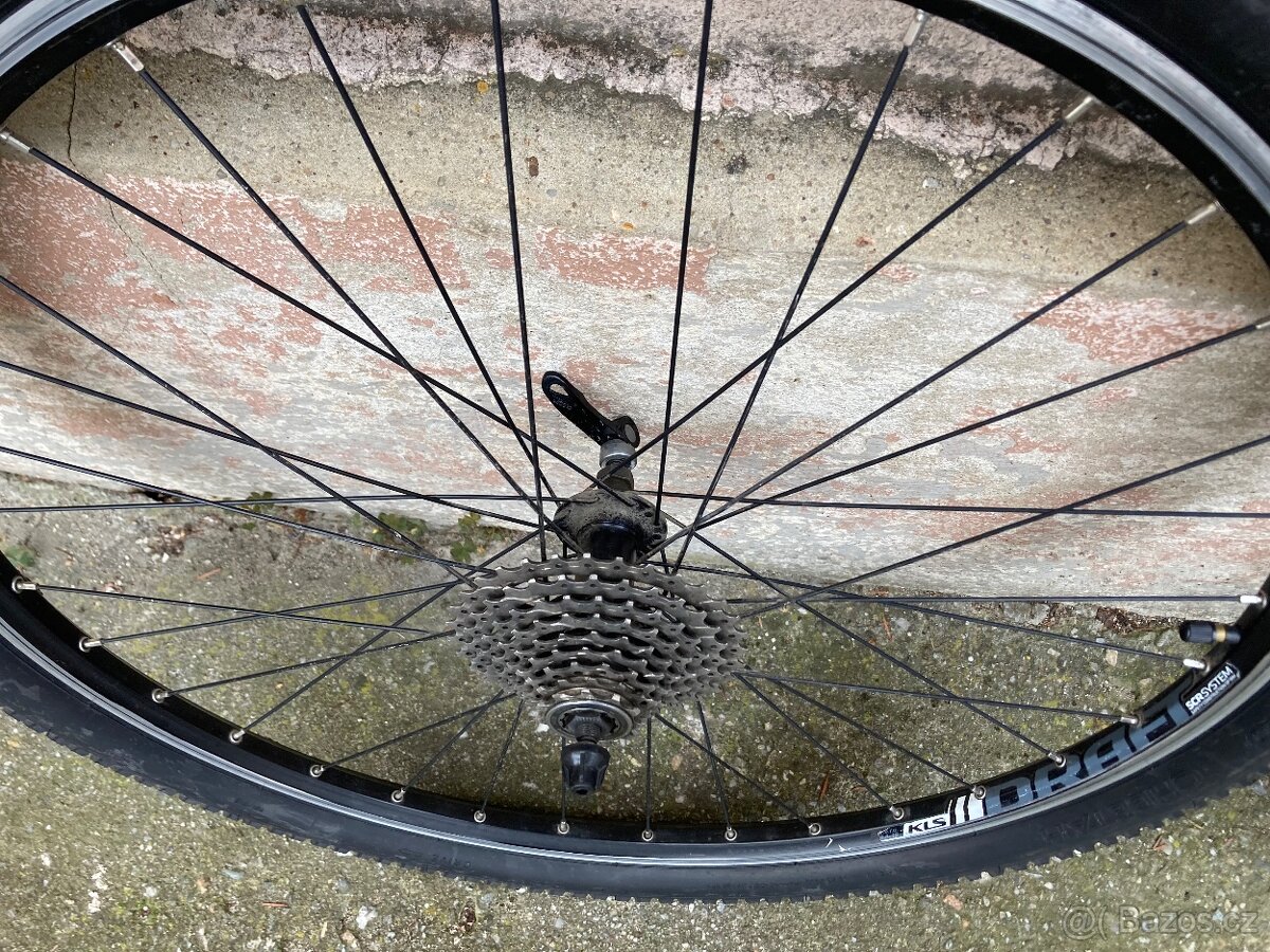 rám na kolo + obě dvě kola - 3