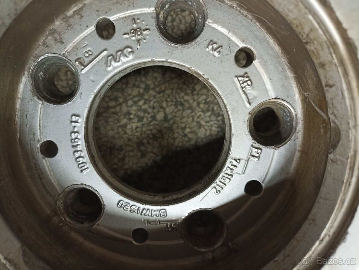 Originál ALU kola 5x120 R15. - 3