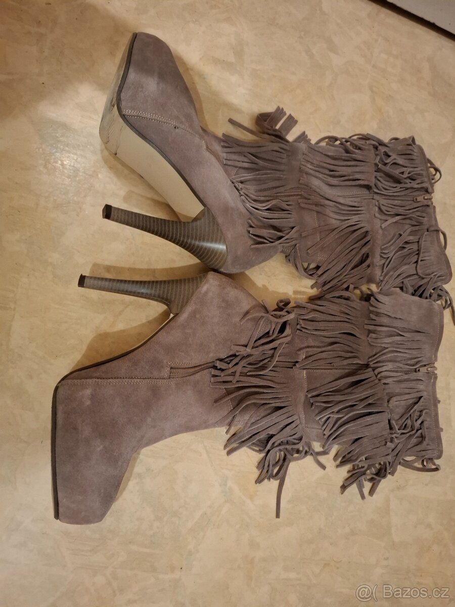 Kozačky s třásněmi úplně nové vel. 38 a Italské kozačky nové - 3