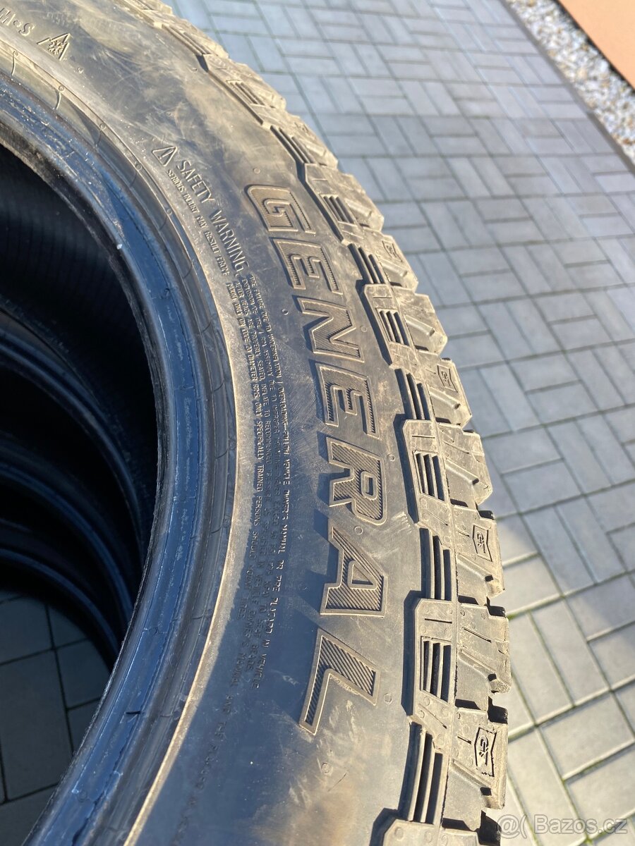 255/60/20 AT Offroad pneu