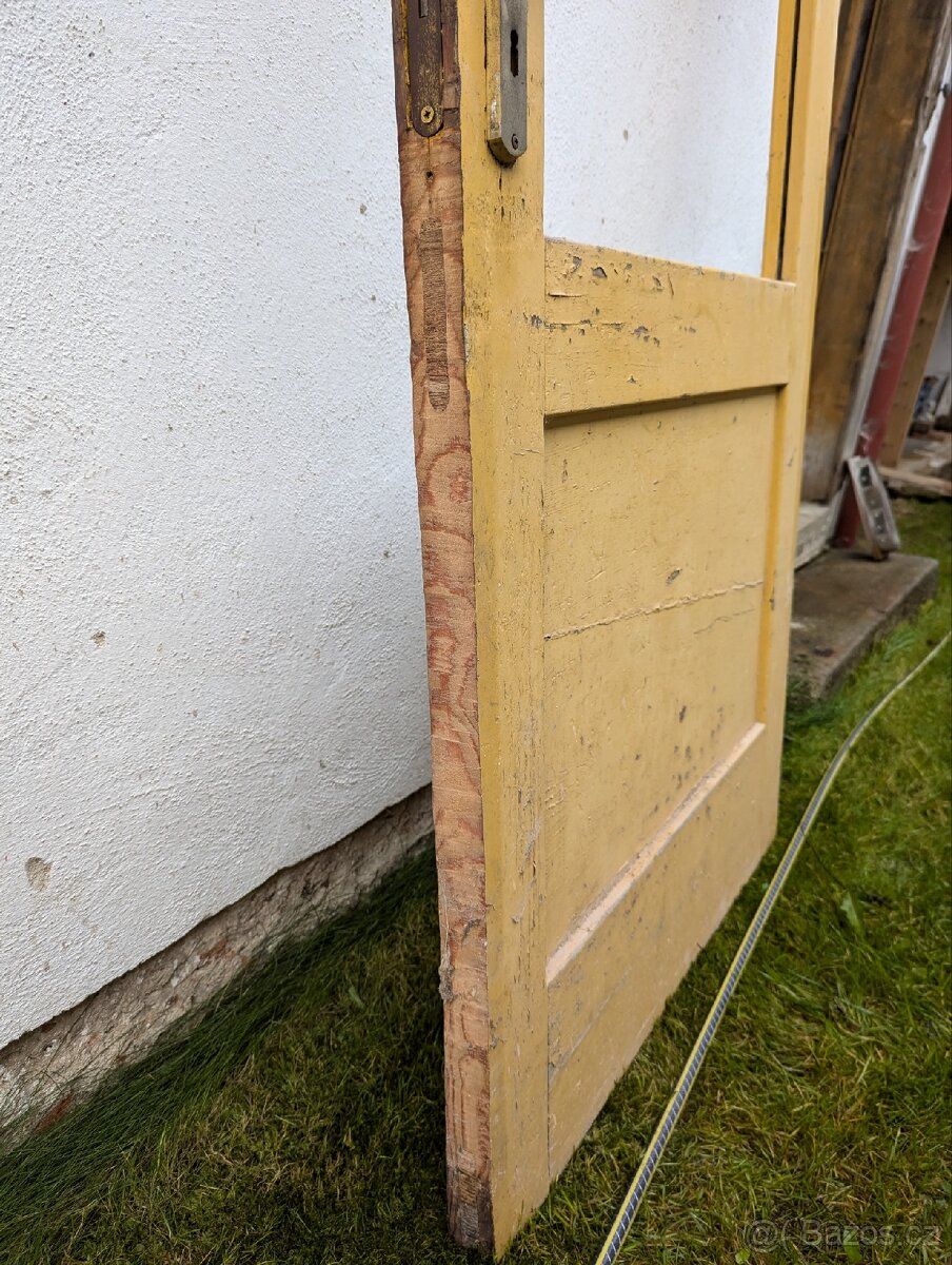 Dřevěné dveře 90 levé - 3