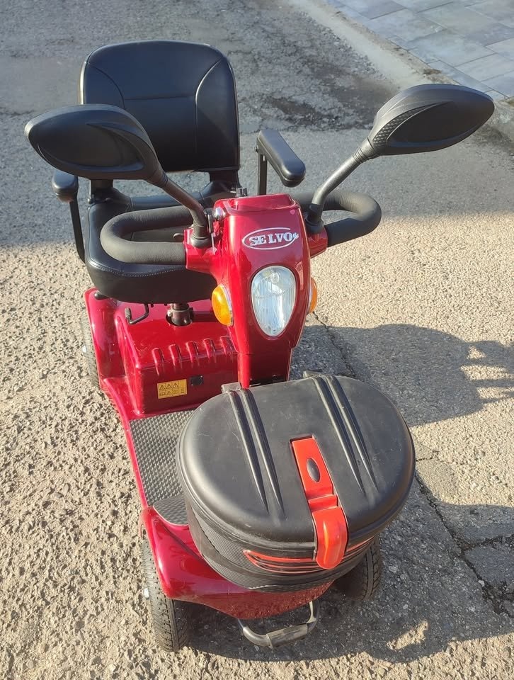 Seniorský a invalidní vozík Selvo 4250 - 3