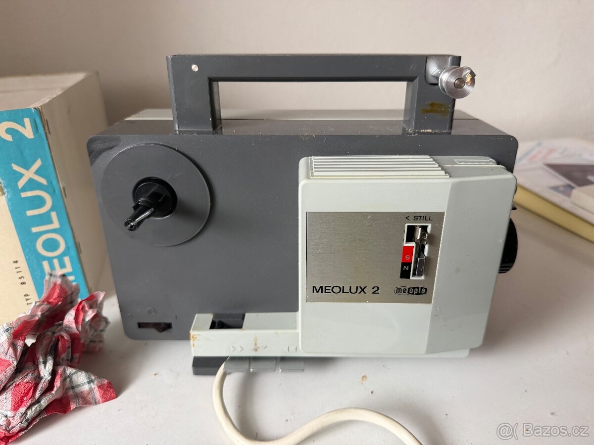 Promítačka meolux 2 - 3