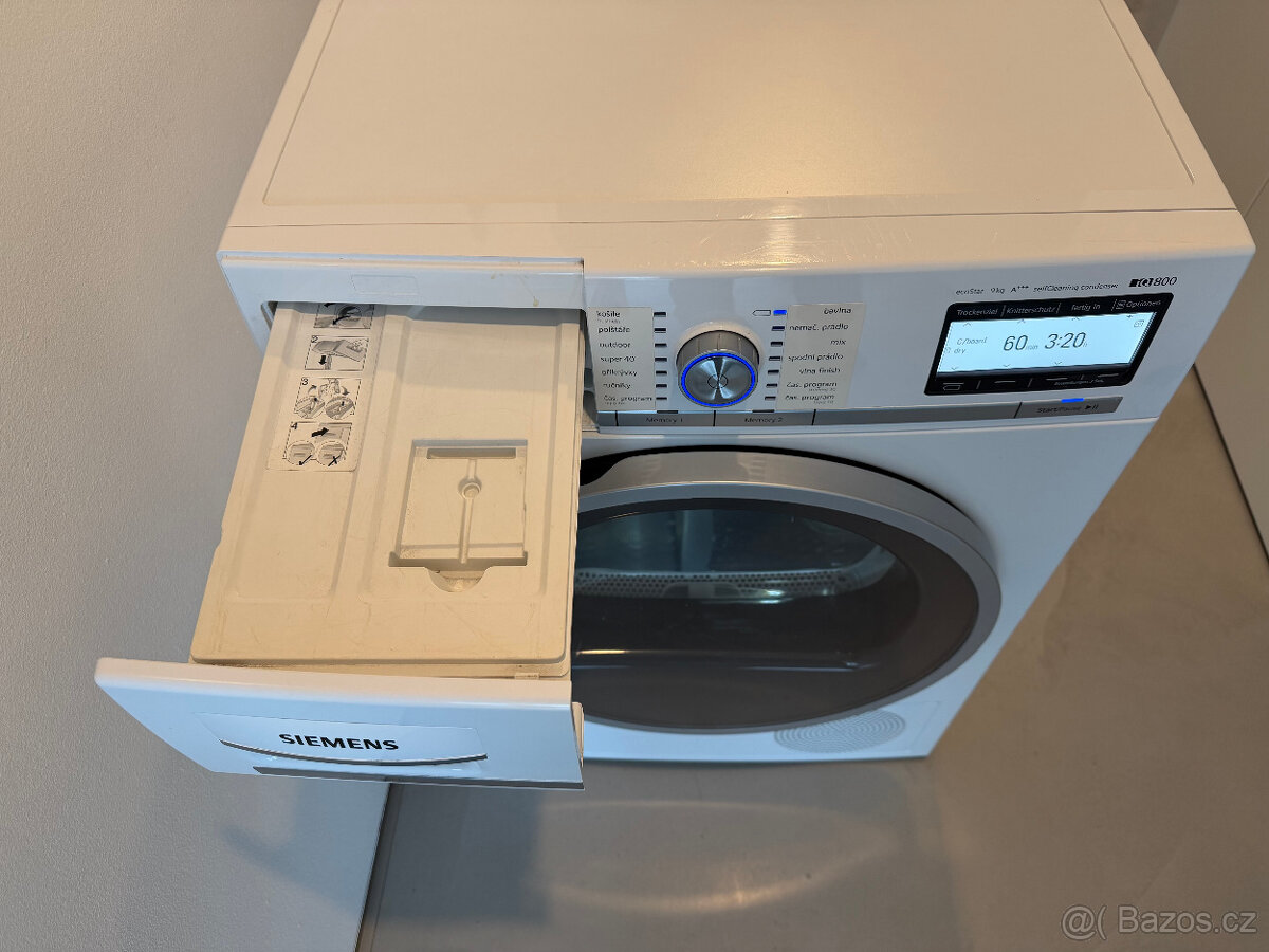 Sušička Siemens iQ800 iSensoric WT48Y7W4 - 3