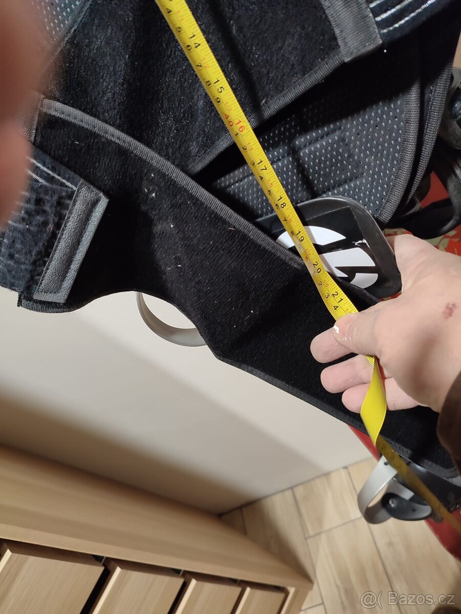 Chránič páteře - 3