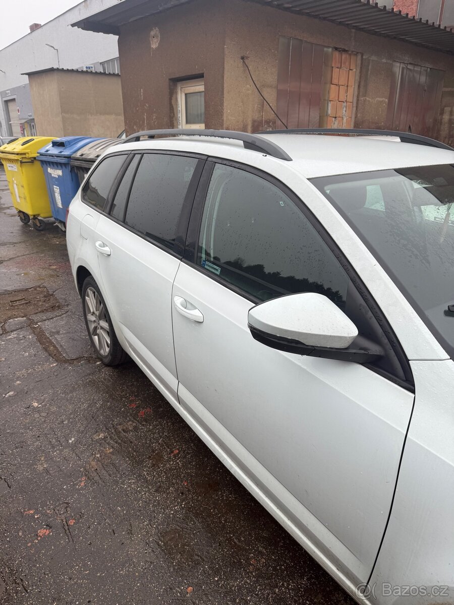 Všechny dveře Octavia 3 LF9E - 3