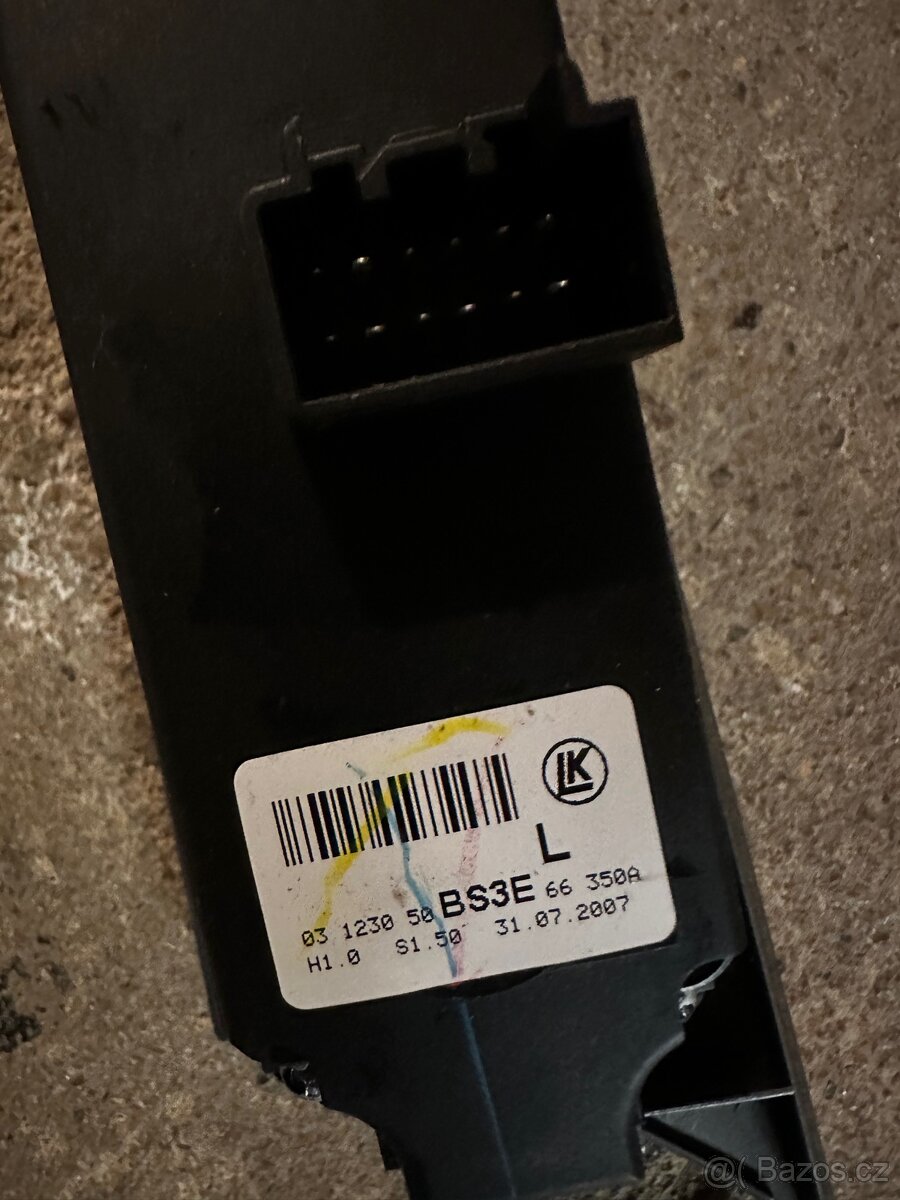 Mazda 3 BK ovladač stahování oken - 3