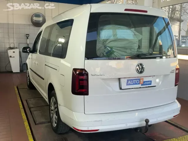 VW Caddy Maxi 2.0 TDI,Xenon,7.Míst,1.Majitel,Tažné - 3