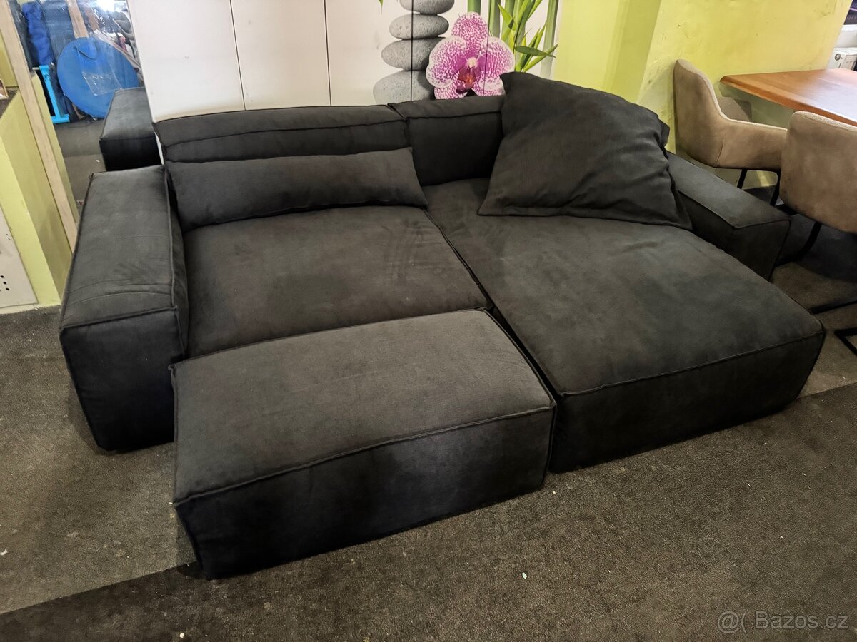 NOVÁ černá Sedací souprava Sirpio 270cm s taburetem - 3