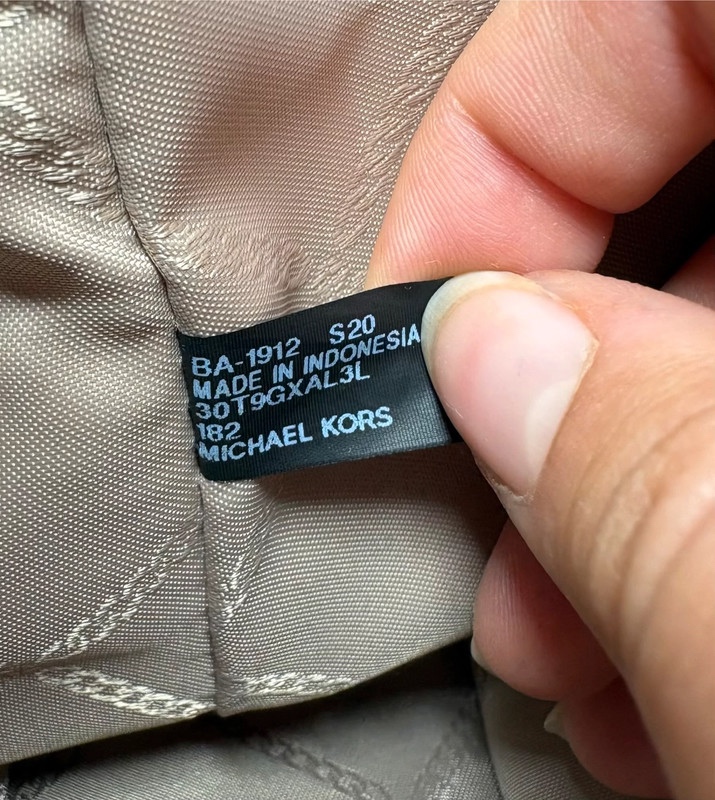 Michael Kors Aria kožená béžová kabelka - 3