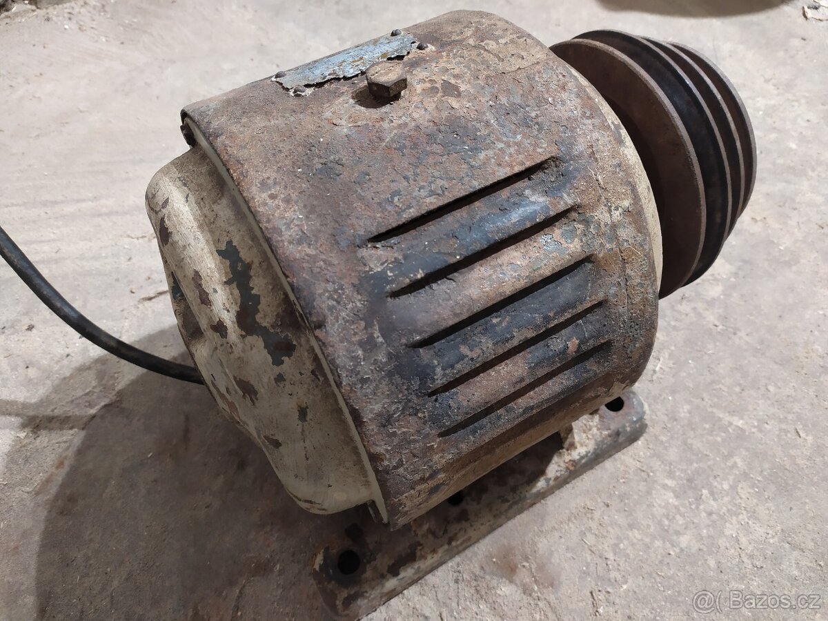 Elektromotor AEG - 3