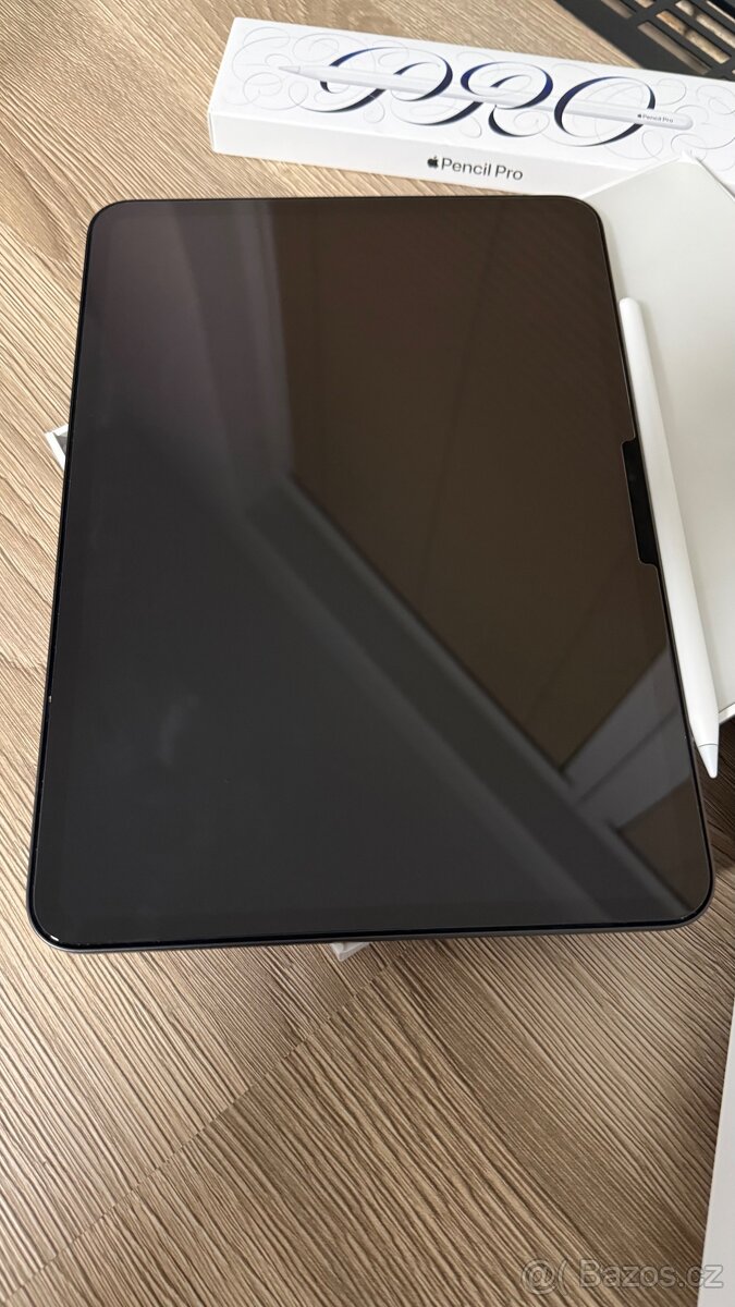 iPad Pro 11” (M4) – 256 GB, TOP STAV, KOMPLETNÍ BUNDLE - 3