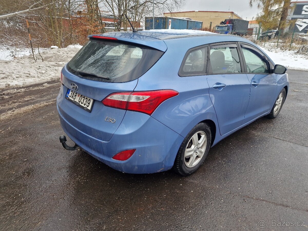 Hyundai i30, 1,6crdi 81kw - 3