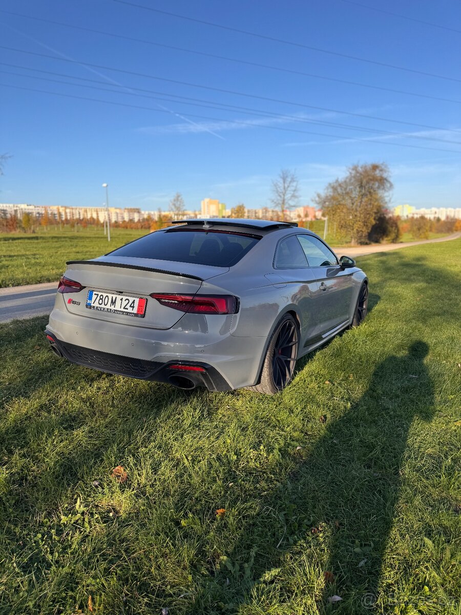 Pronajem vozu Audi RS 5 - 3