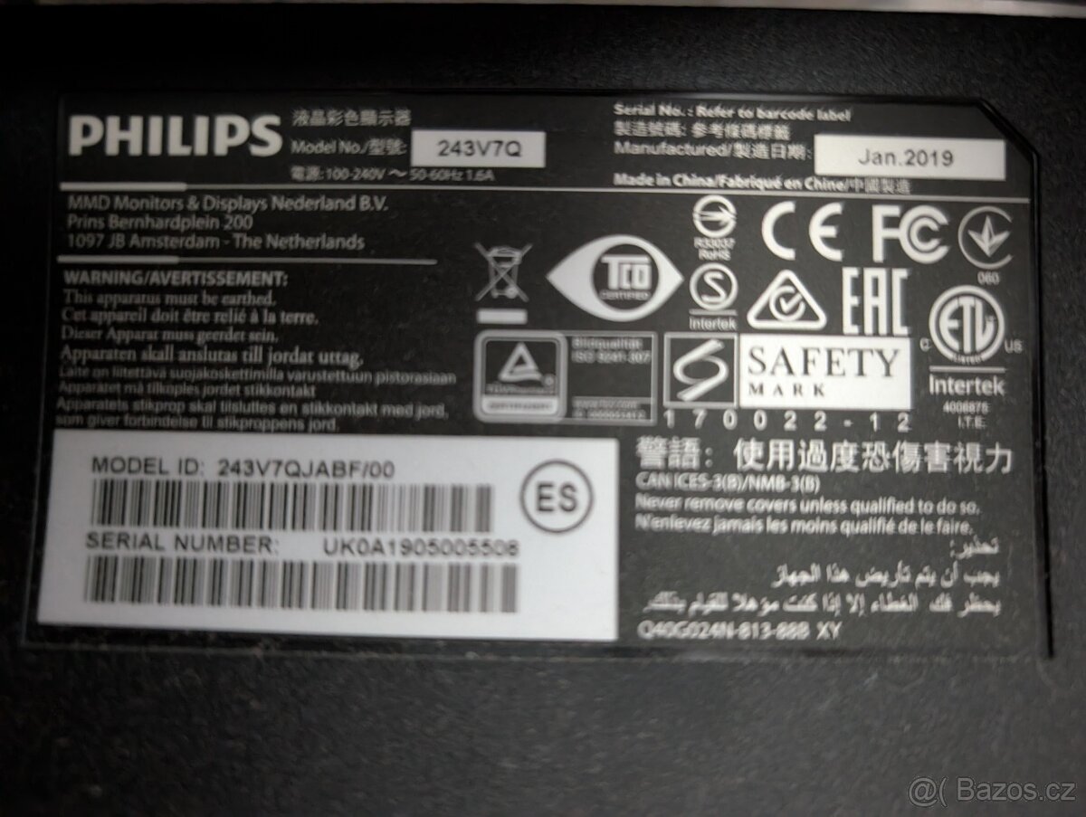 6 x monitor s držákem - 3