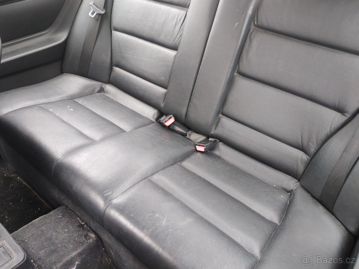 Prodám kožené sedačky na e36 compact - 3