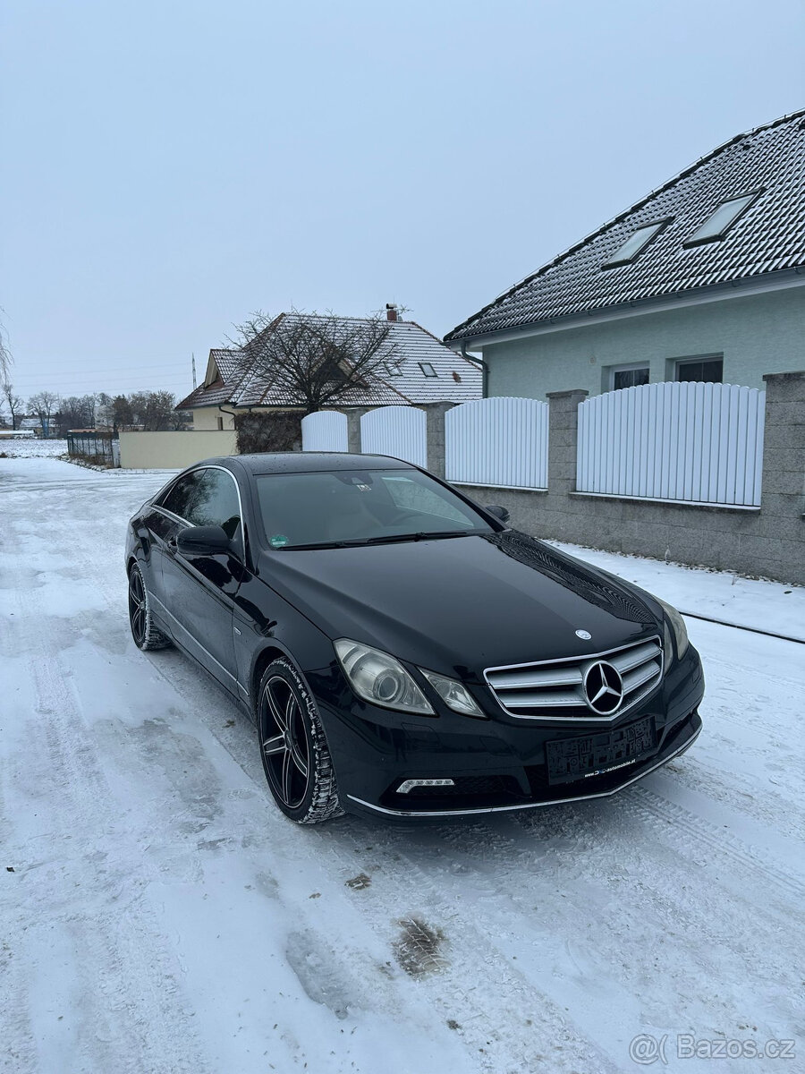 Mercedes-Benz E350 CDI 170kw Coupe automat - 3