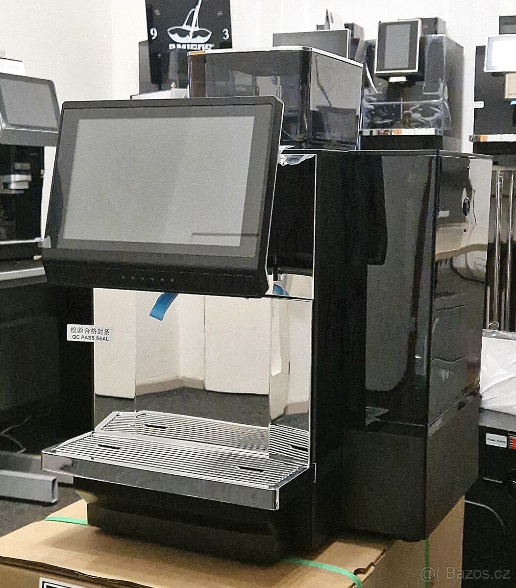 Komerčni kavovar JETINNO JL36A - 3