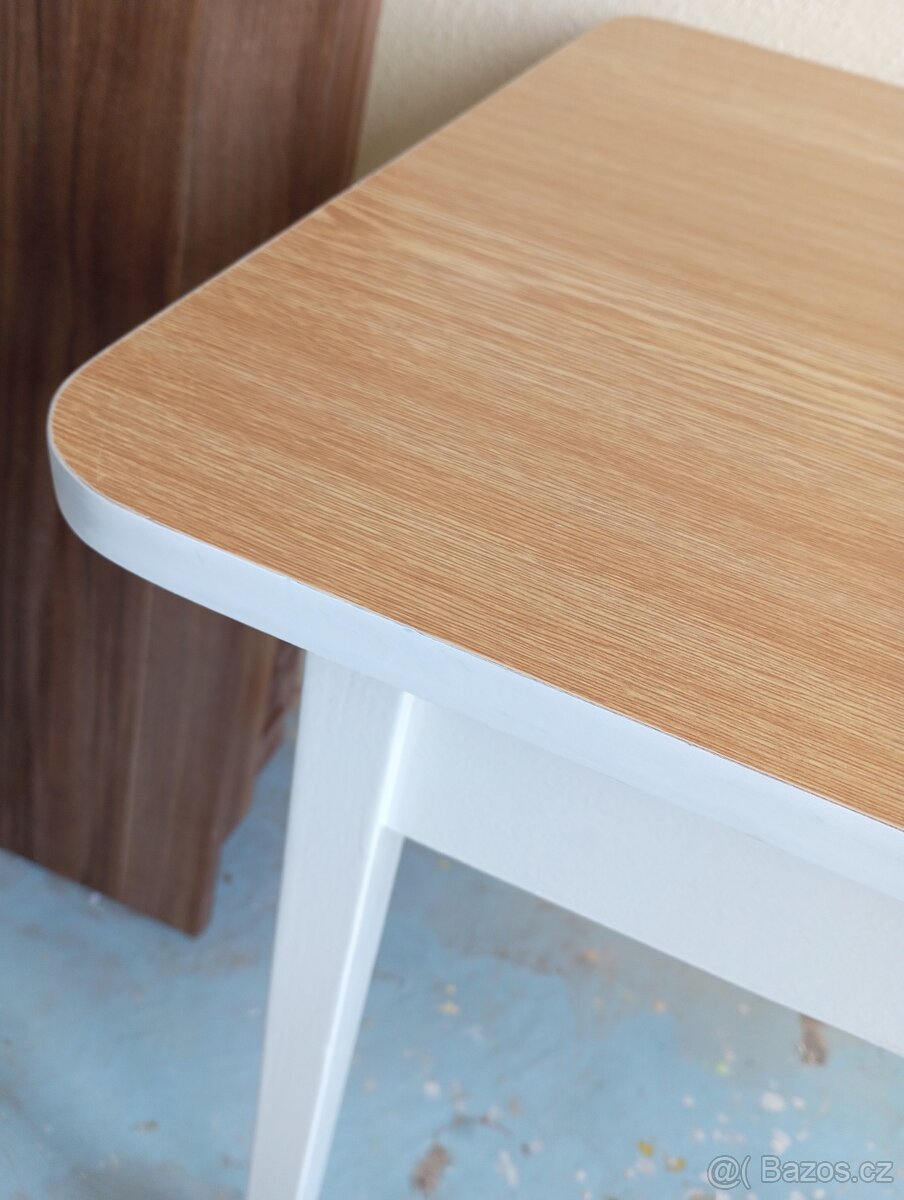 Prodám nový kuchyňský stůl - 3