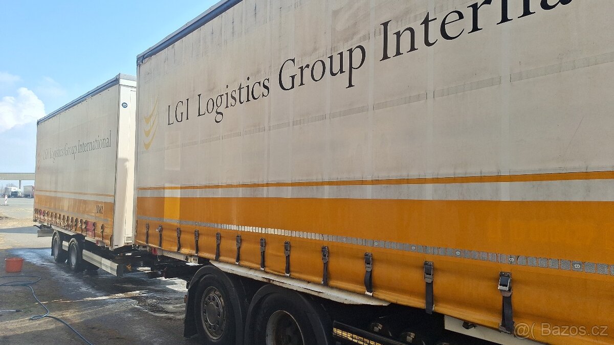 Výměně nástavby Krone BDF plachta Mega. - 3