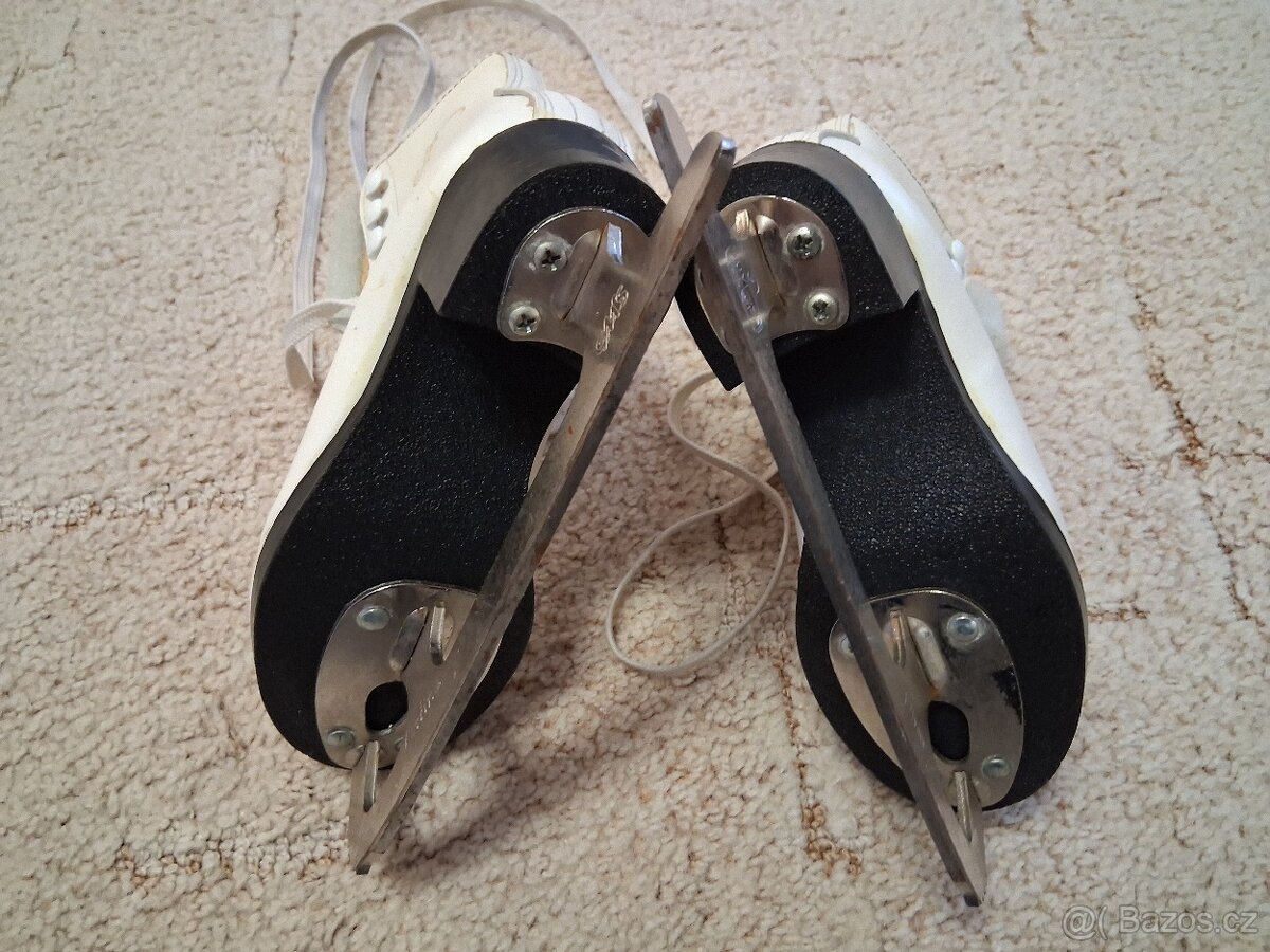 Dívčí brusle 27 - 3