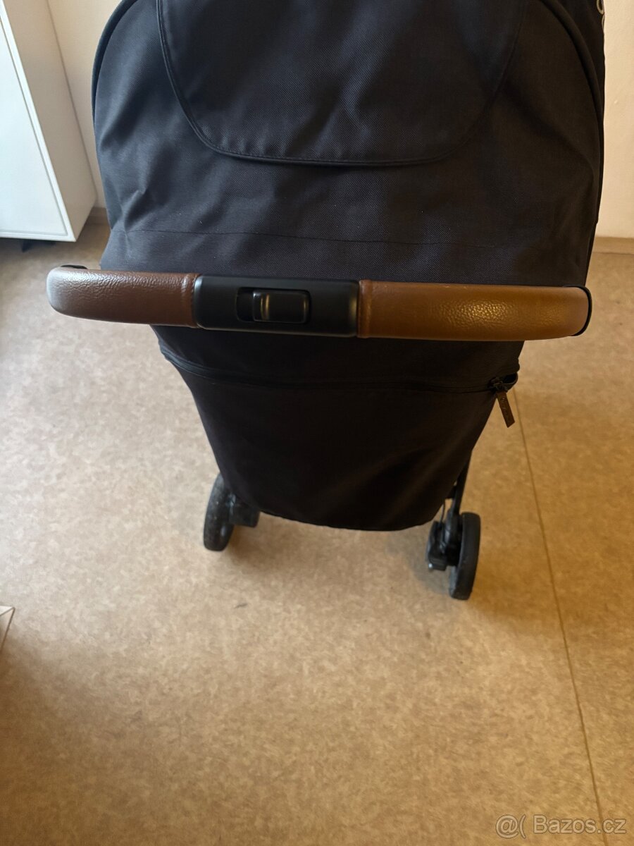 Kocarek cerny Nuna - 3