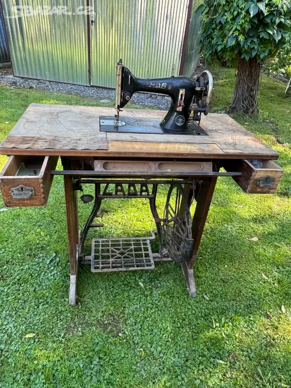 Šicí stroj Lada - 3