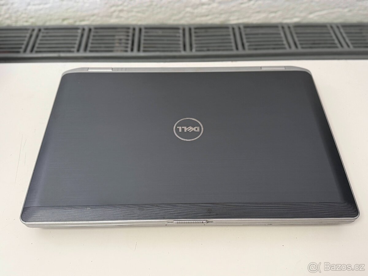 Dell Latitude E6530 - 3