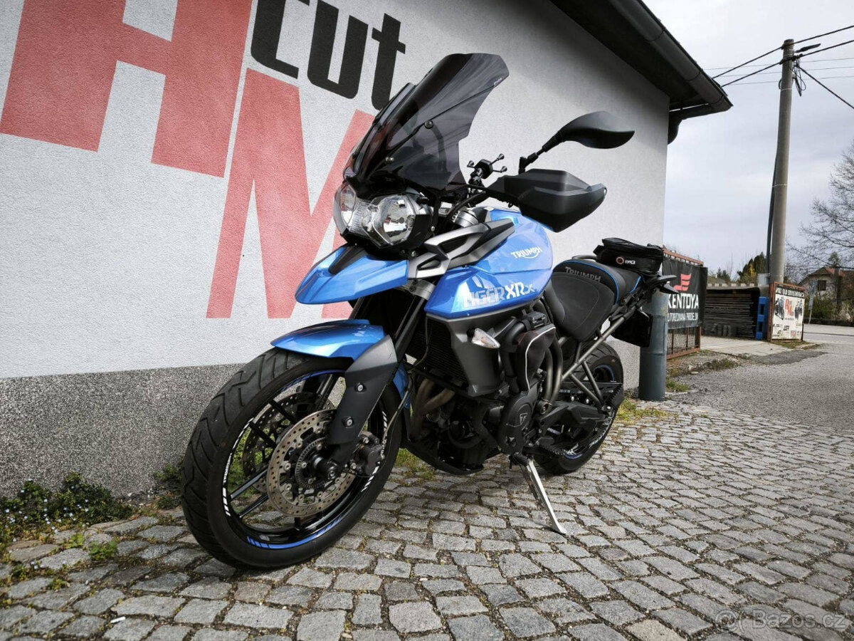 Triumph Tiger 800 XRX - 3