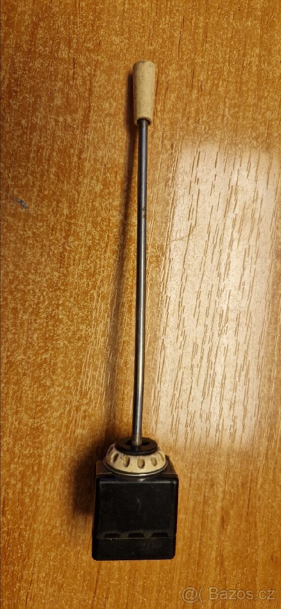 vypinace 3 druhy skoda 1000 MB a jine - 3