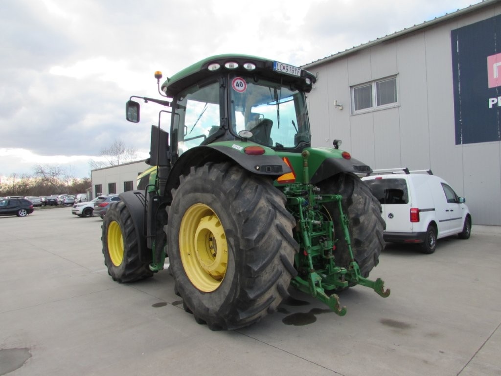 JOHN DEERE 7230R - 3