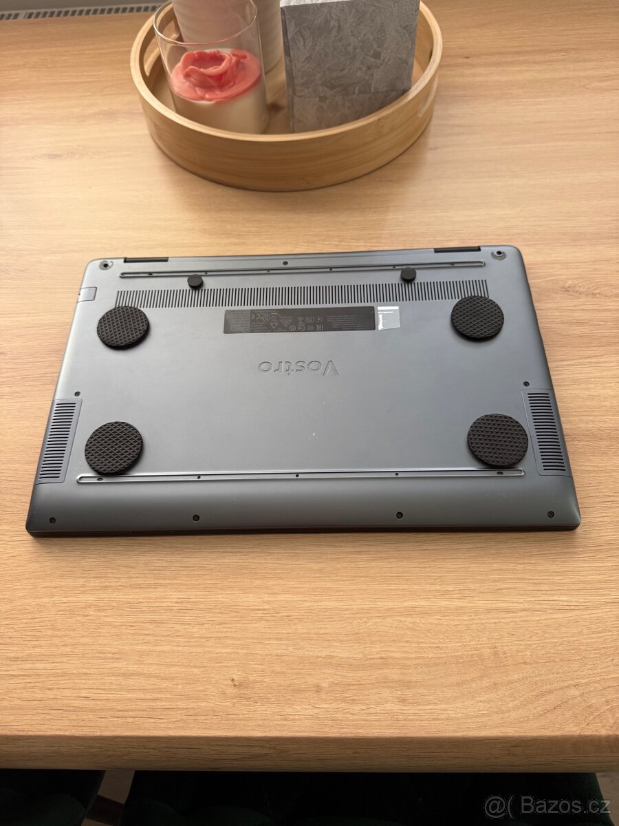 Dell Vostro 5590 - 3