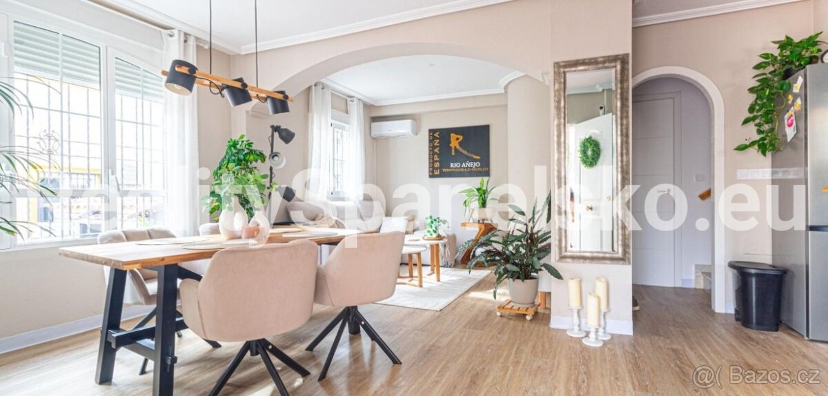 Řadový dům 3kk s terasou Orihuela Costa,Lomas de Cabo Roig - 3