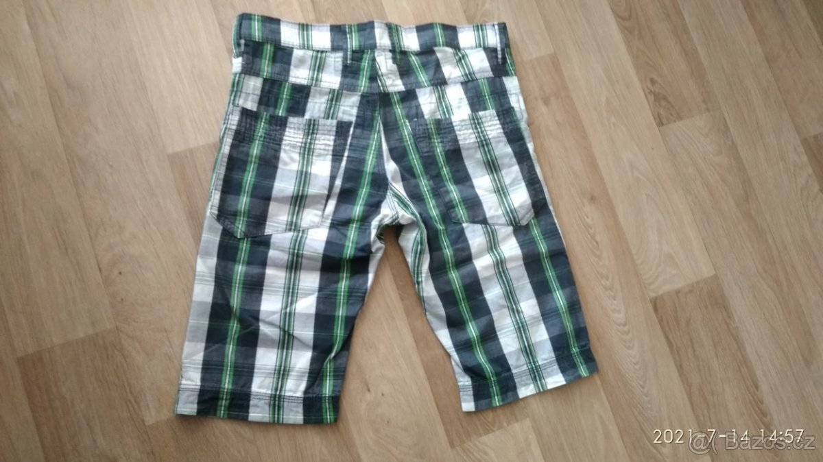 KRAŤASY C&A vel. 140 - 3