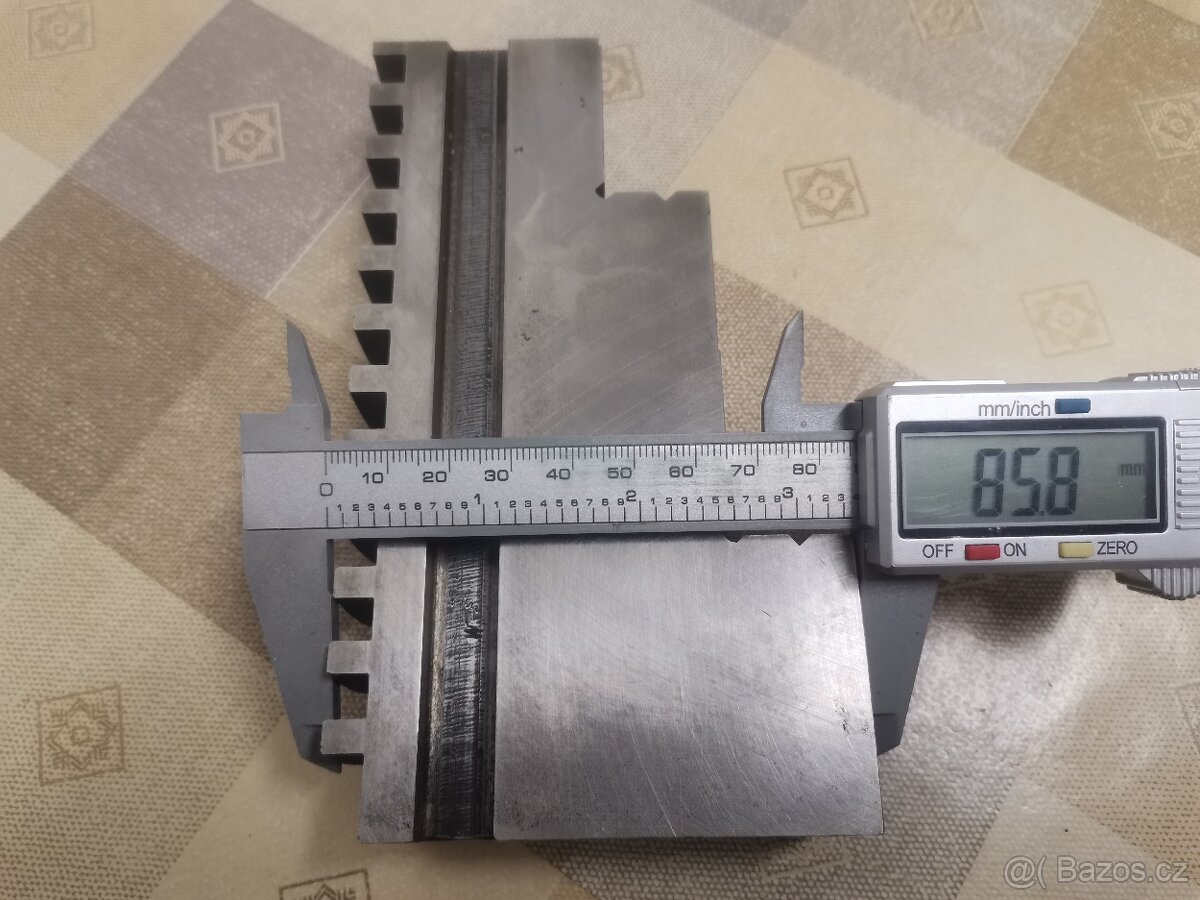 Tvrdé čelisti TOS - 3