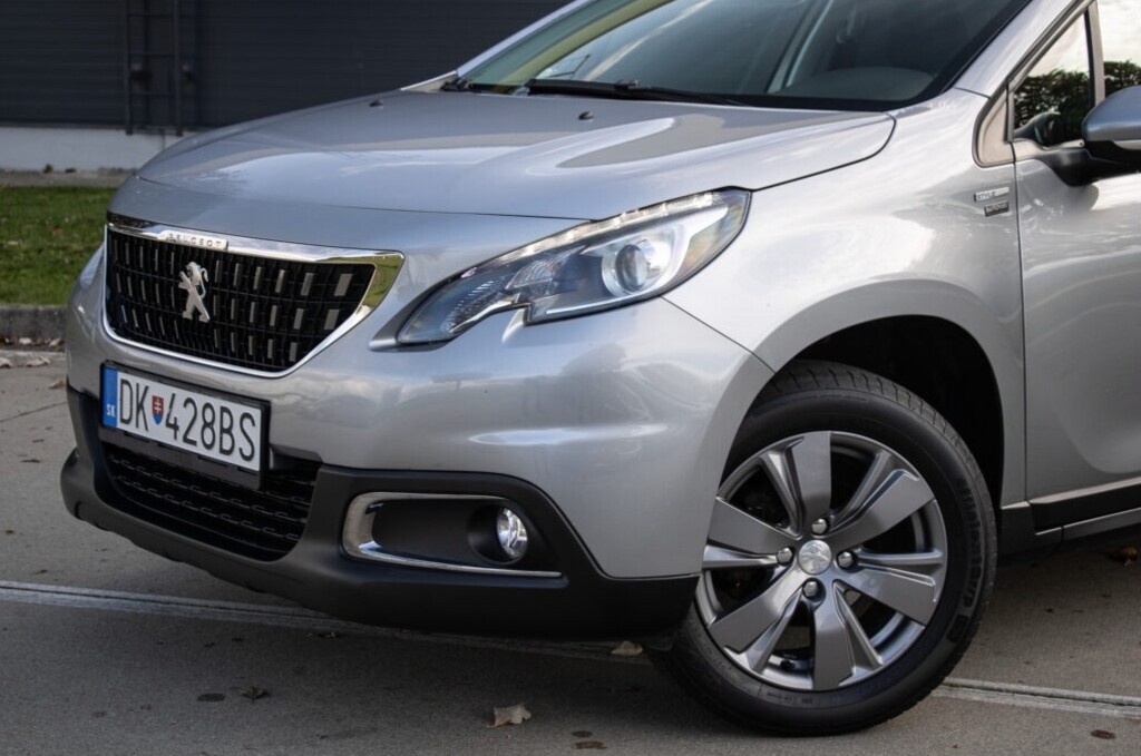 Peugeot 2008 1.2 PureTech Style - 3