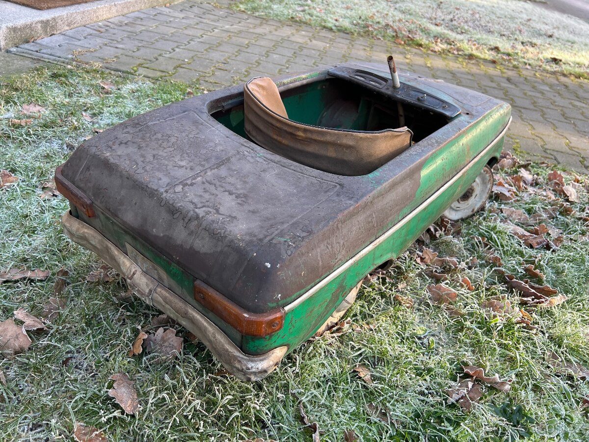 Šlapací moskvič - šlapací auto - retro - 3