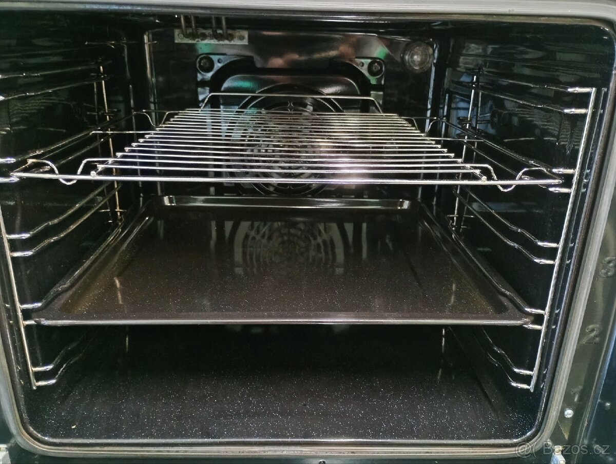 Vestavný set Amica - 3