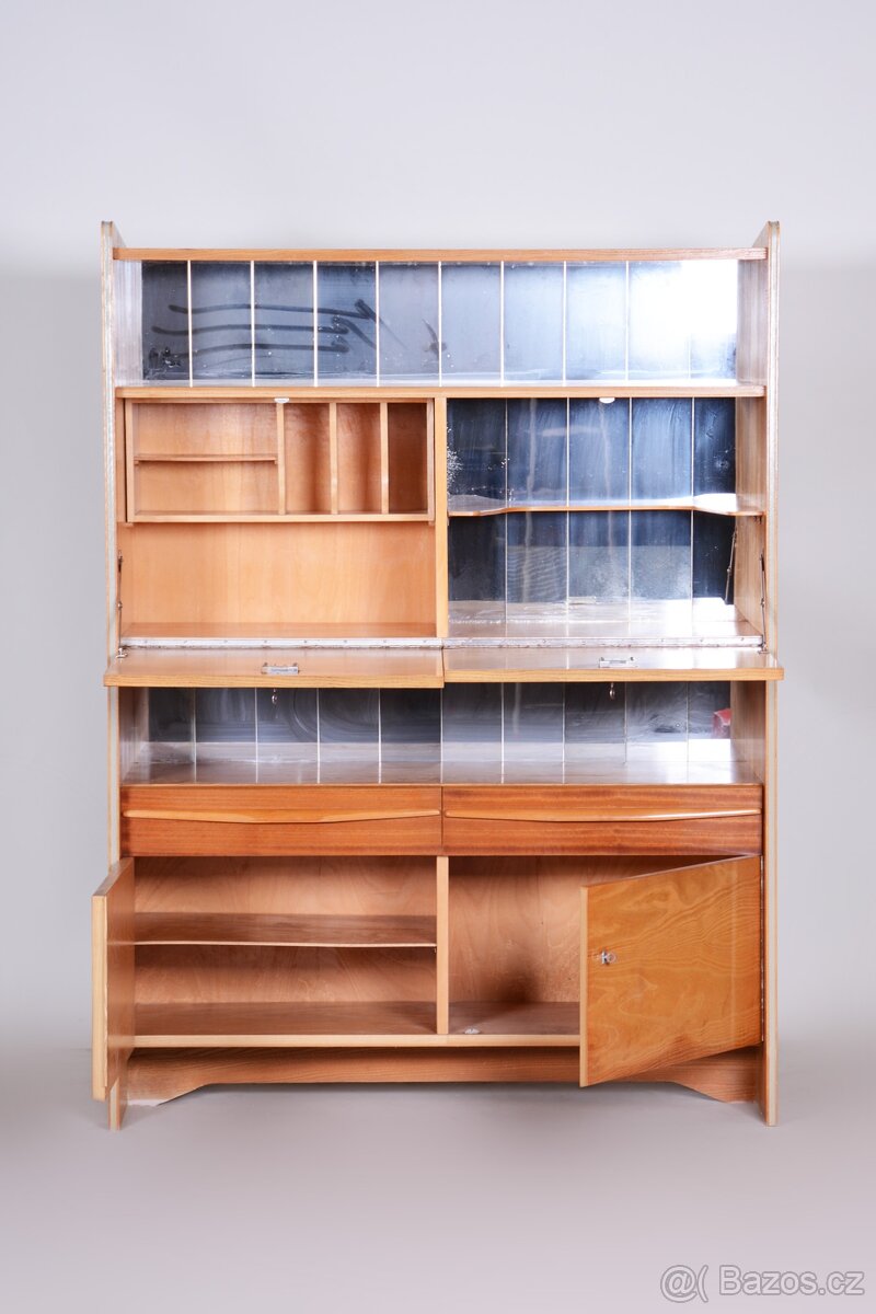 Sekretář se zrcadlem -č. 2153 - 3