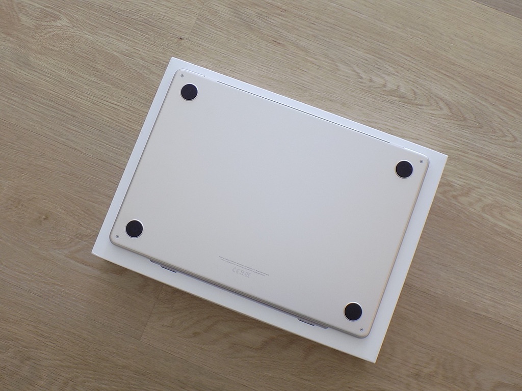 Apple MacBook Air 15,3"(2023)/M2/8GB RAM/256GB/ZÁRUKA - 3