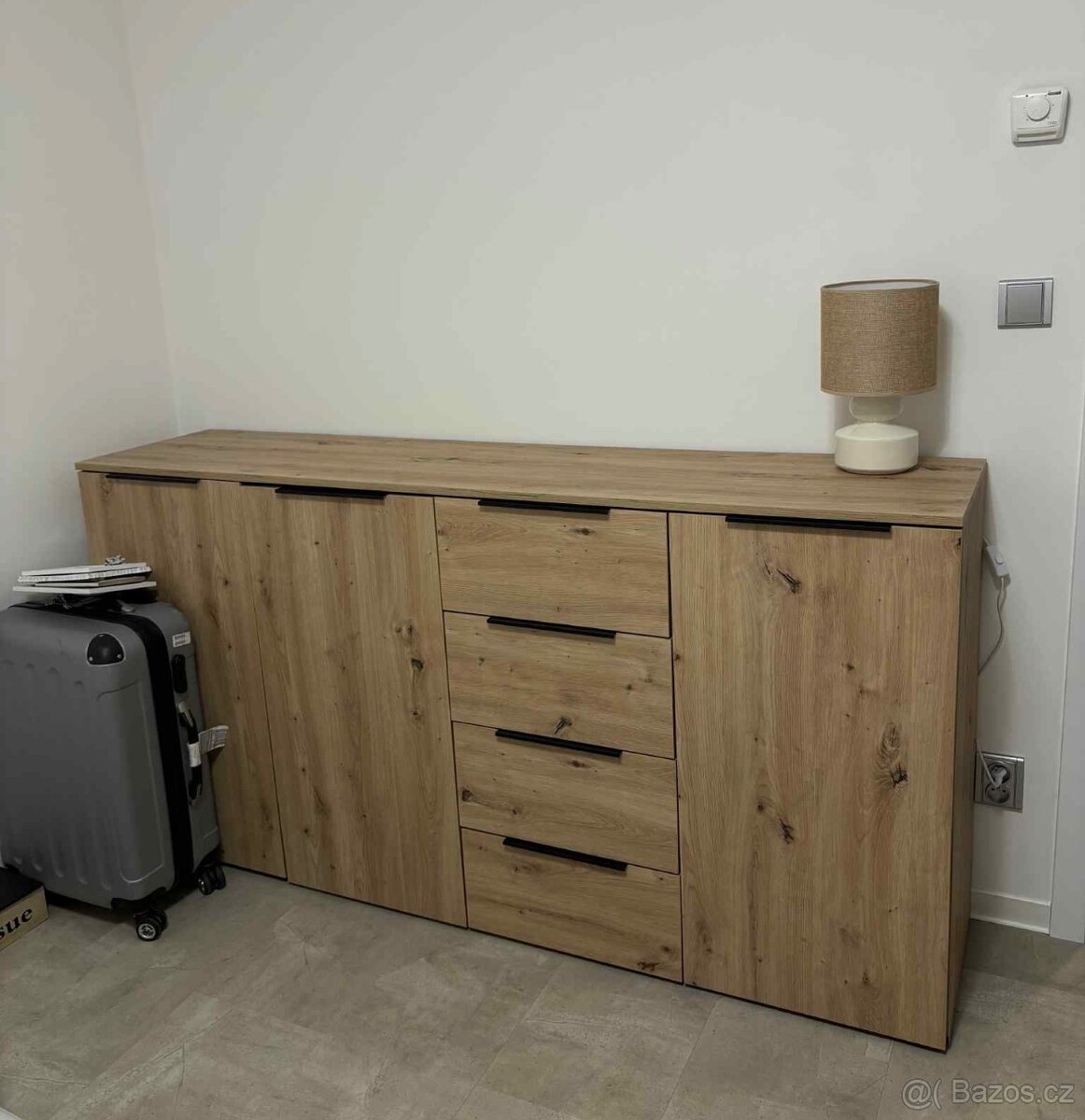 Komoda - 3