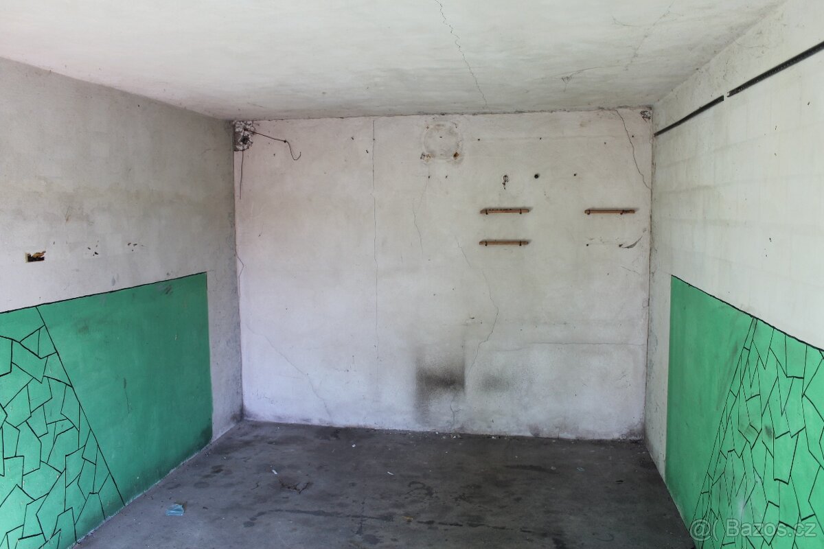 Prodám zděnou garáž na Kladně. - 3