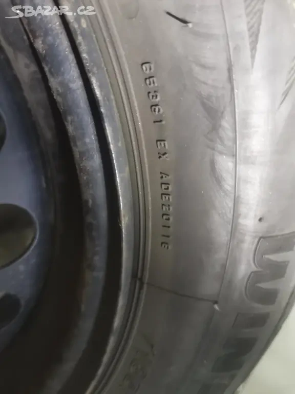 Sada zimních pneumatik na ocelových discích - 3