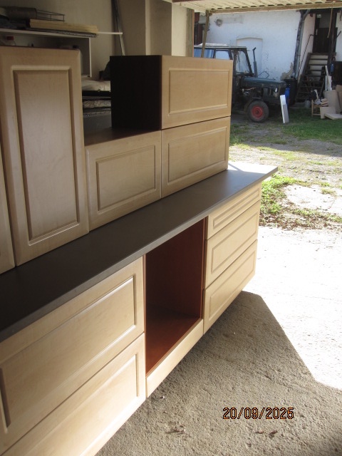 NOVA KUCHYN ORESI - 3