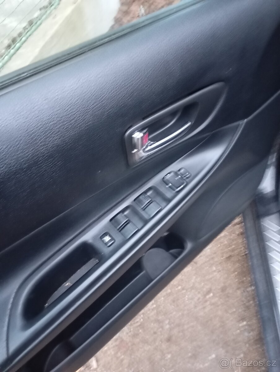 Prodám Mazda 6 4x4 - 3