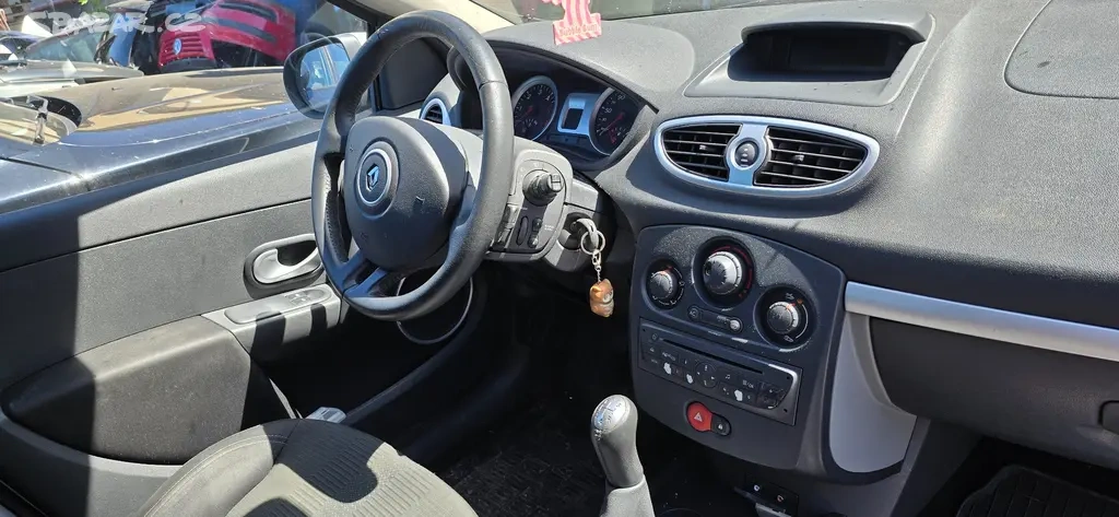 Renault Clio - 3