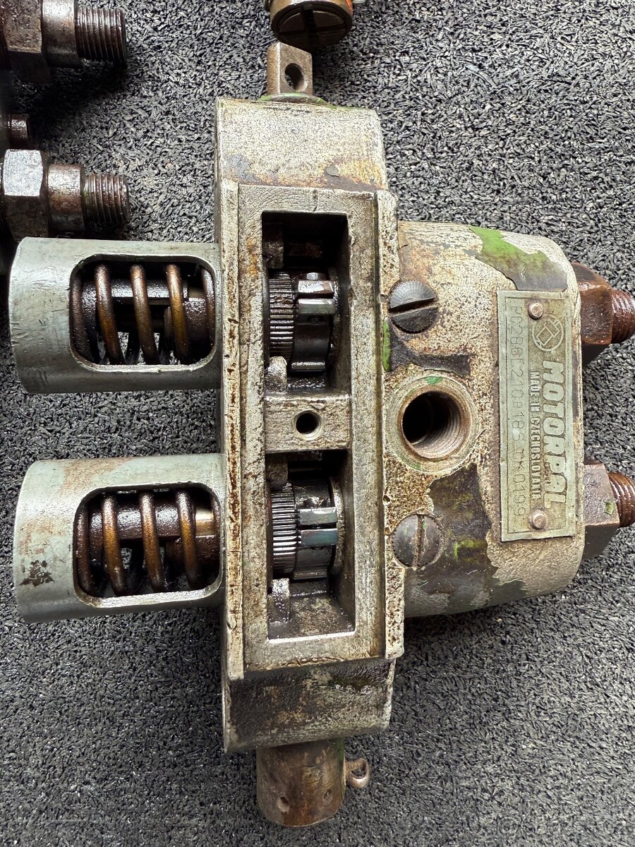 Traktor Škoda 30 - 3