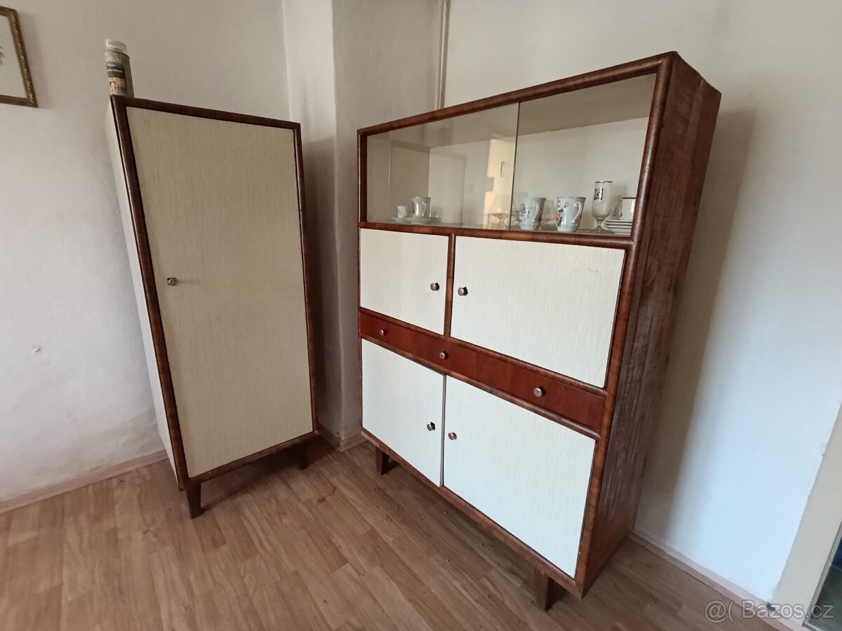 Kuchyňská linka + stůl+ skříně - 3