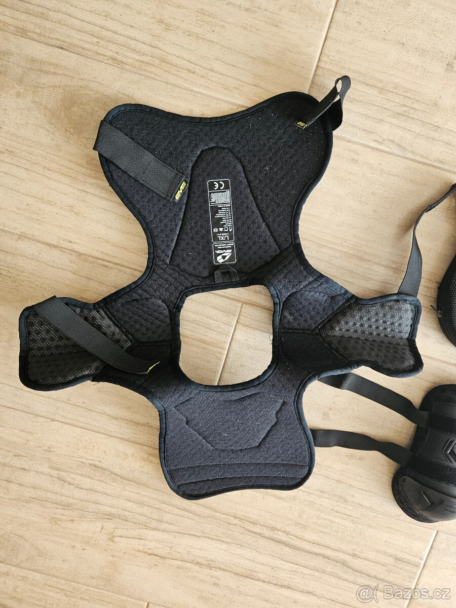 Hrudní chránič - 3