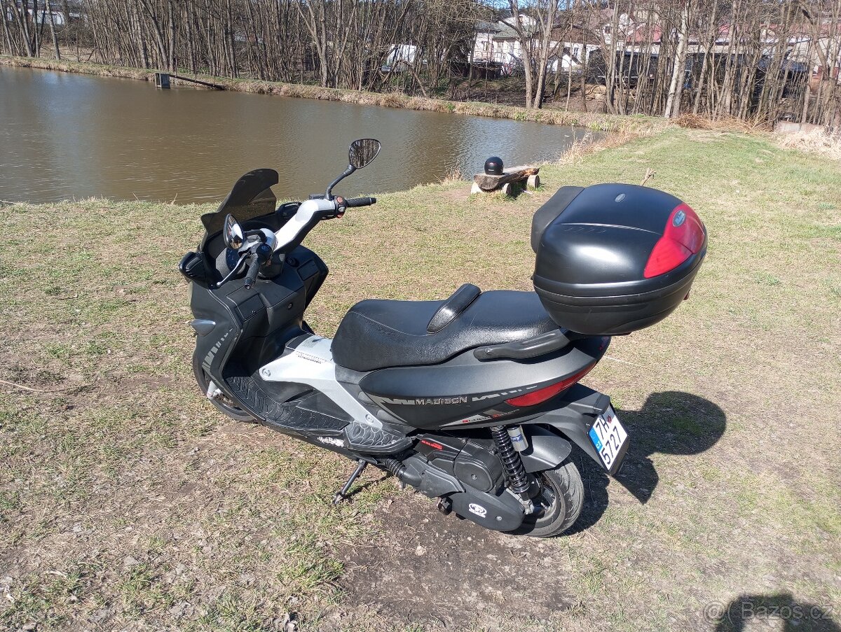 Malaguti Madison R125 - 3